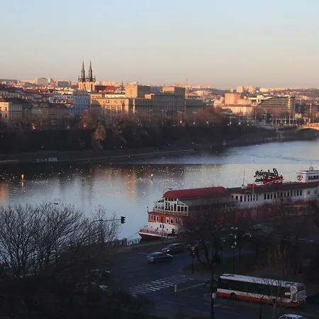 Epic View 2-bedr 105 M2 Old Town Apartment *